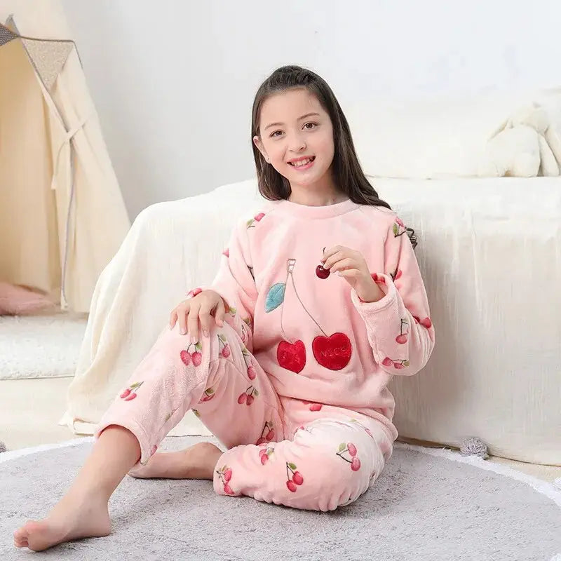 Pyjama-Velours-Fille-Cerise